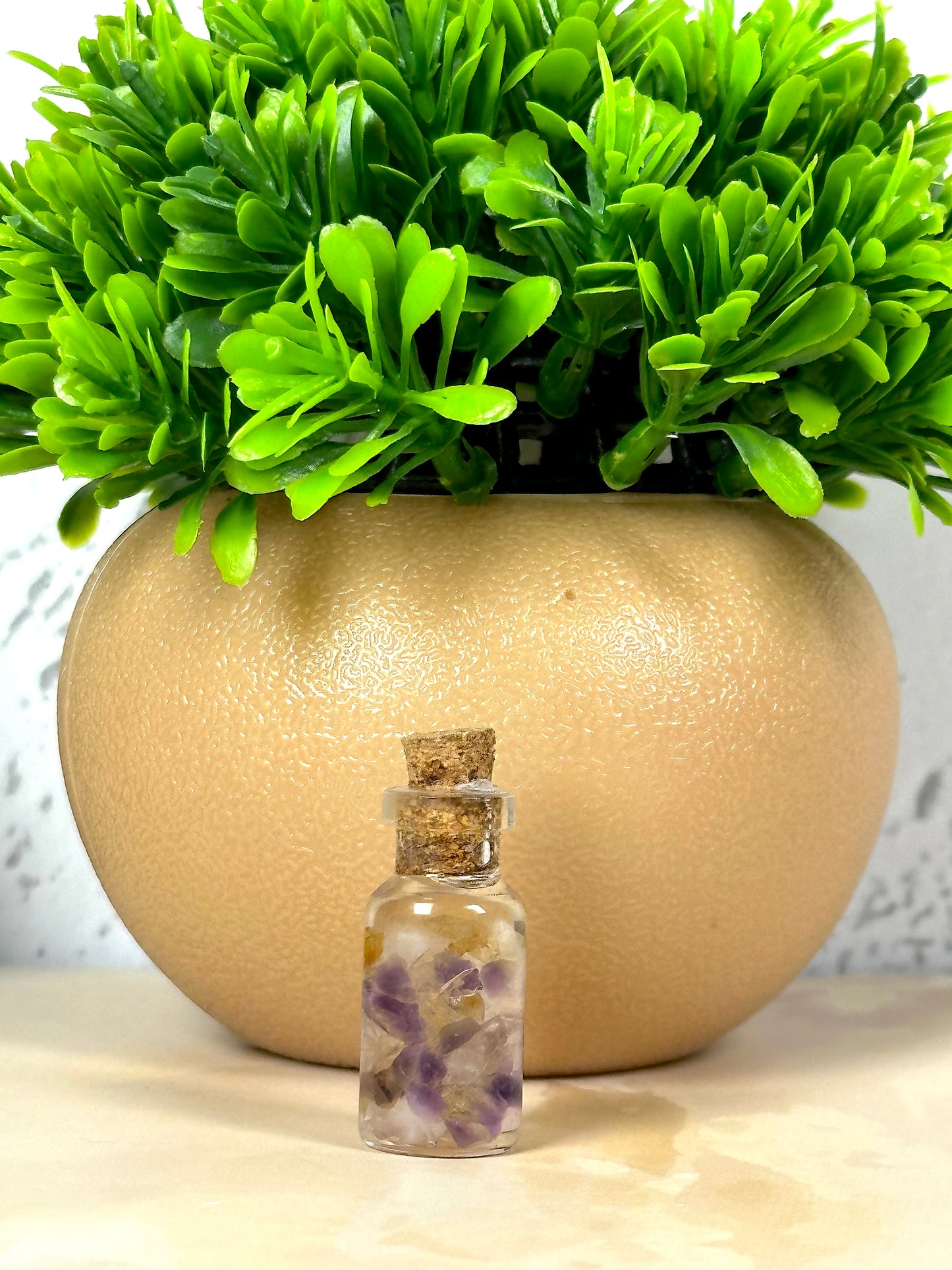 Crystal Chip Jar | Clear Quartz, Citrine , Amethyst | Promotes Abundance, prosperity and financial Sucesss - Unisex, 8 mm beads Bracelet